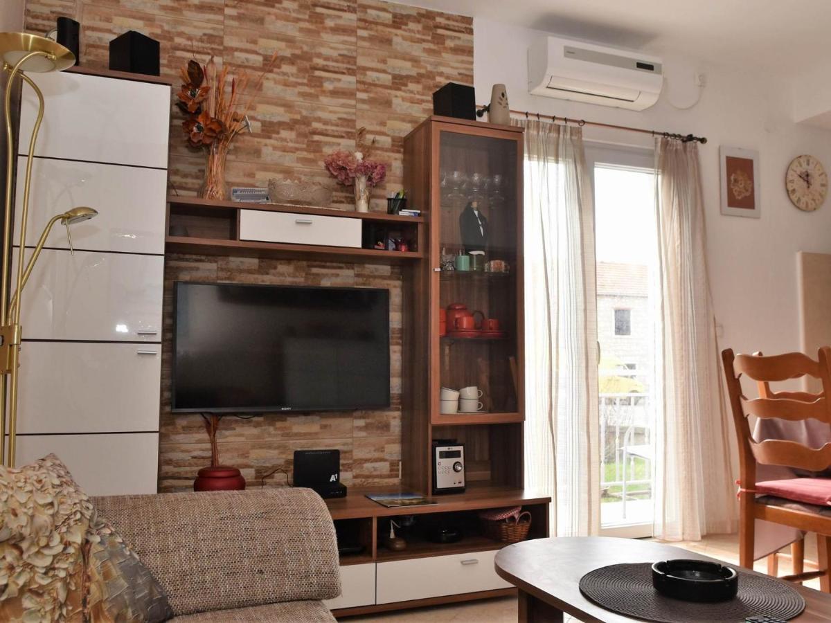 Apartment Manigo Supetar Extérieur photo