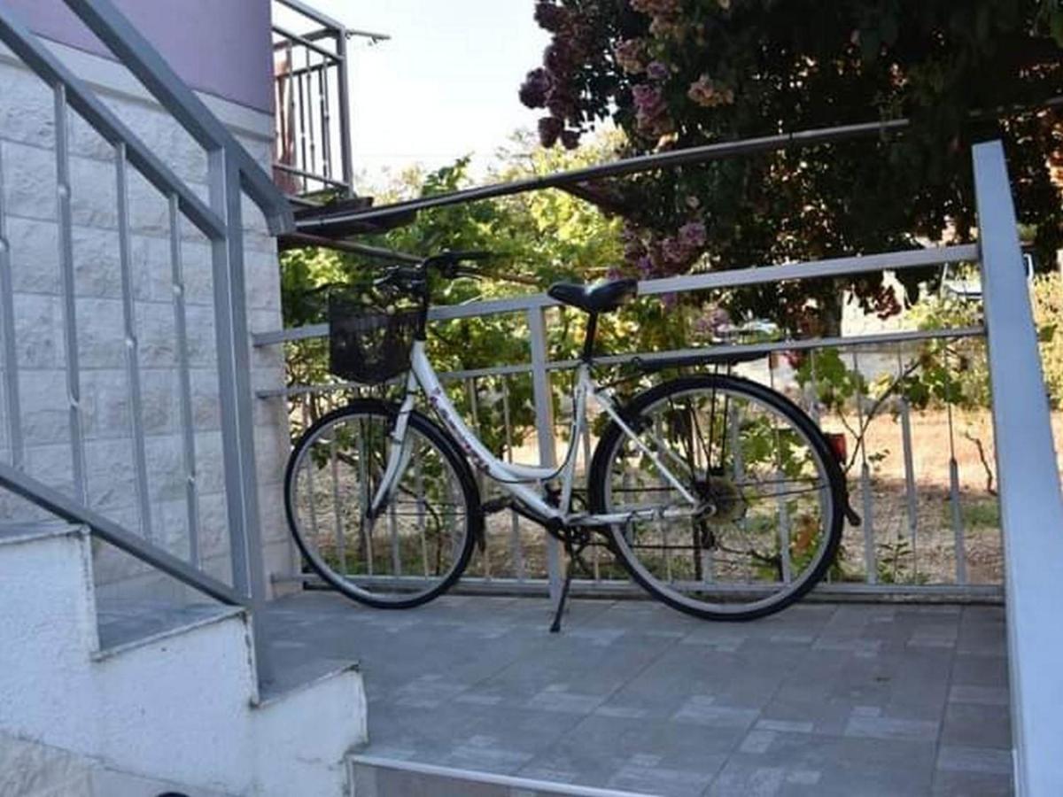 Apartment Manigo Supetar Extérieur photo