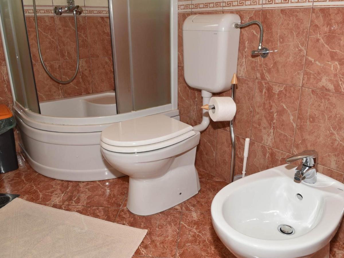 Apartment Manigo Supetar Extérieur photo