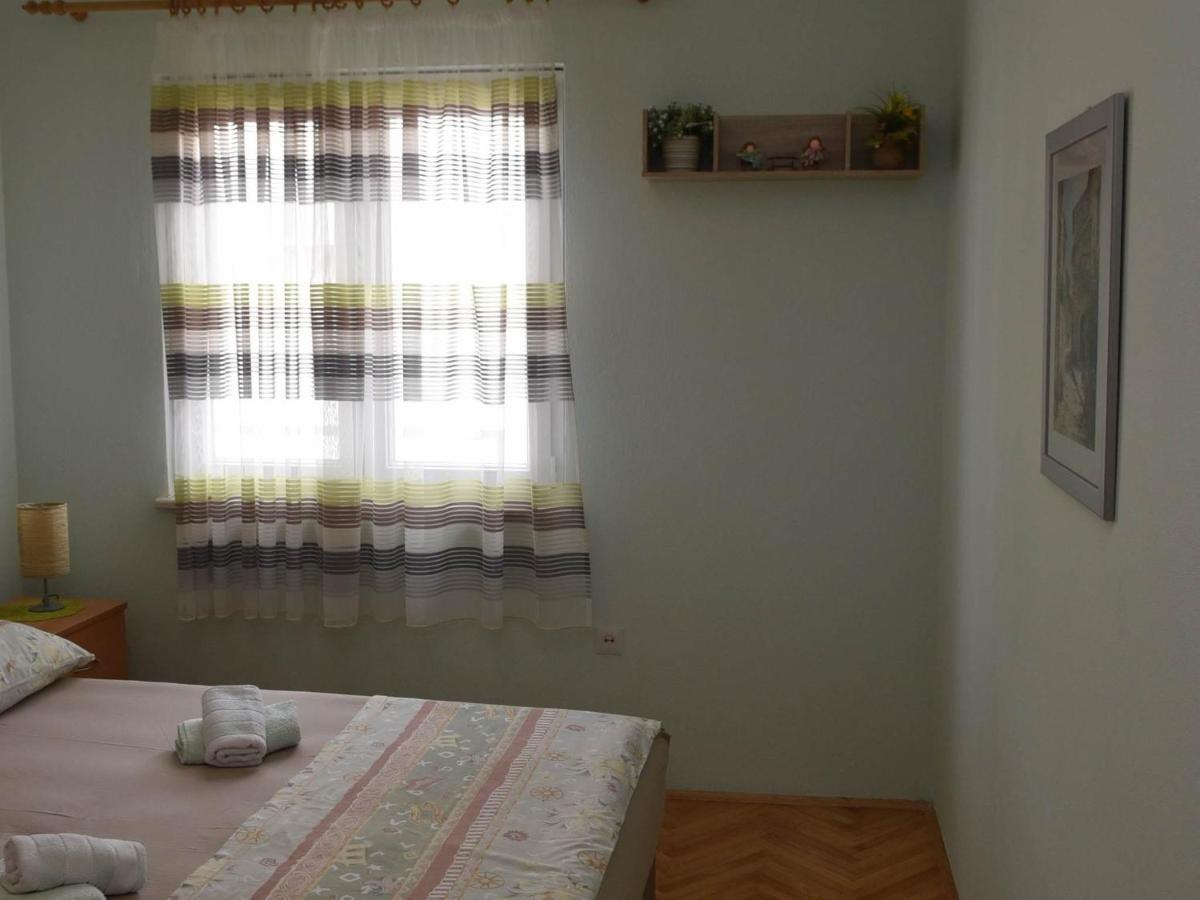 Apartment Manigo Supetar Extérieur photo