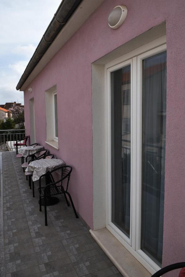 Apartment Manigo Supetar Extérieur photo